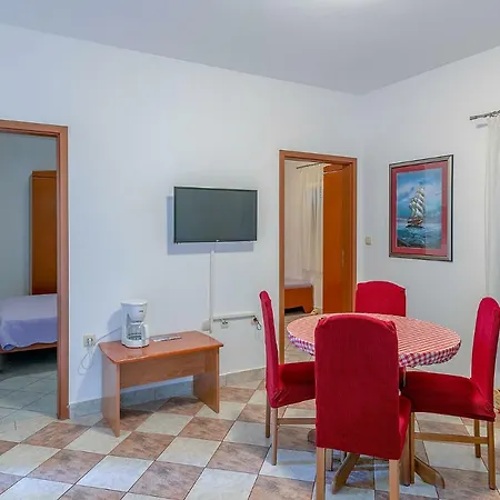 Appartamento Dedukić Banjole