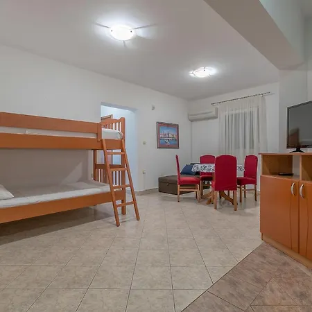Dedukić Appartamento Banjole